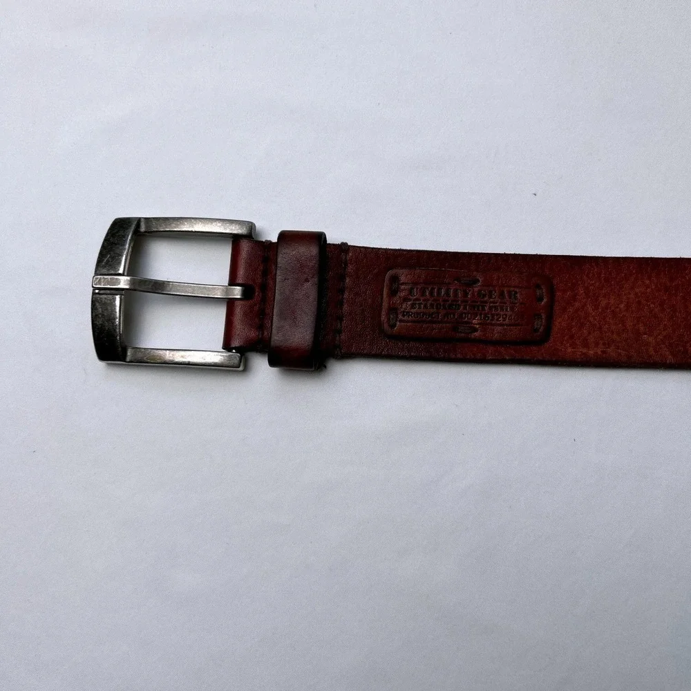 Utility Gear Mens Leather Belt Brown Size 42 Rugged Workwear Weathered Finish